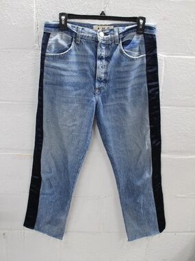 AMO jeans